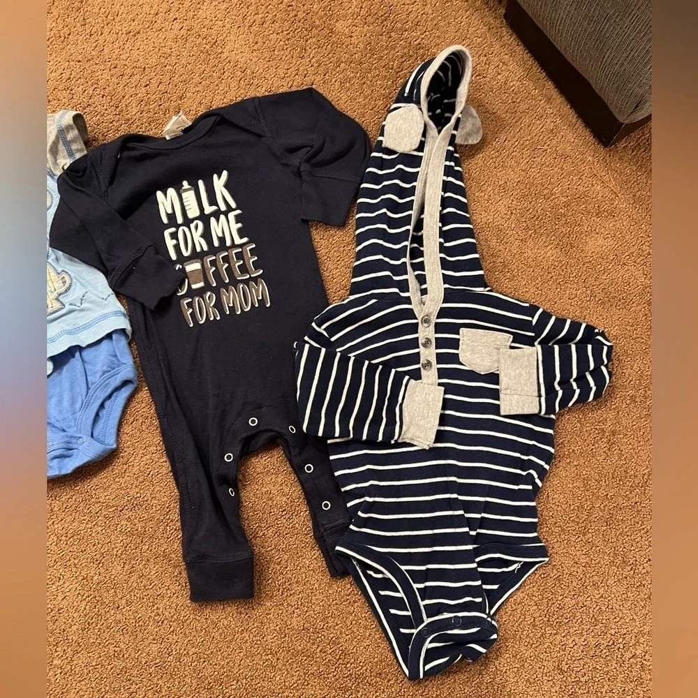 Bundle of 17 Boys Clothing Pieces Size 6-9 Months Pajamas, Tops, Onesies, Pants